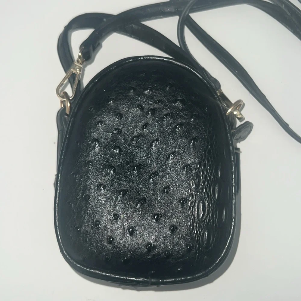 Purse - Picture 2 of 7